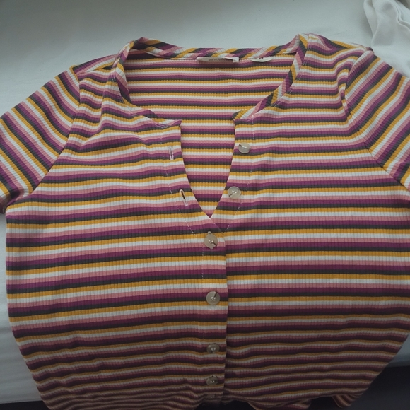 Top - Picture 3 of 3